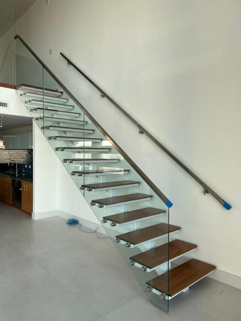 stair 33